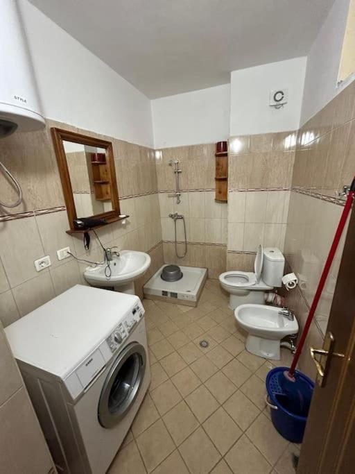 Rezidenca Hasanaj 36 Apartamento